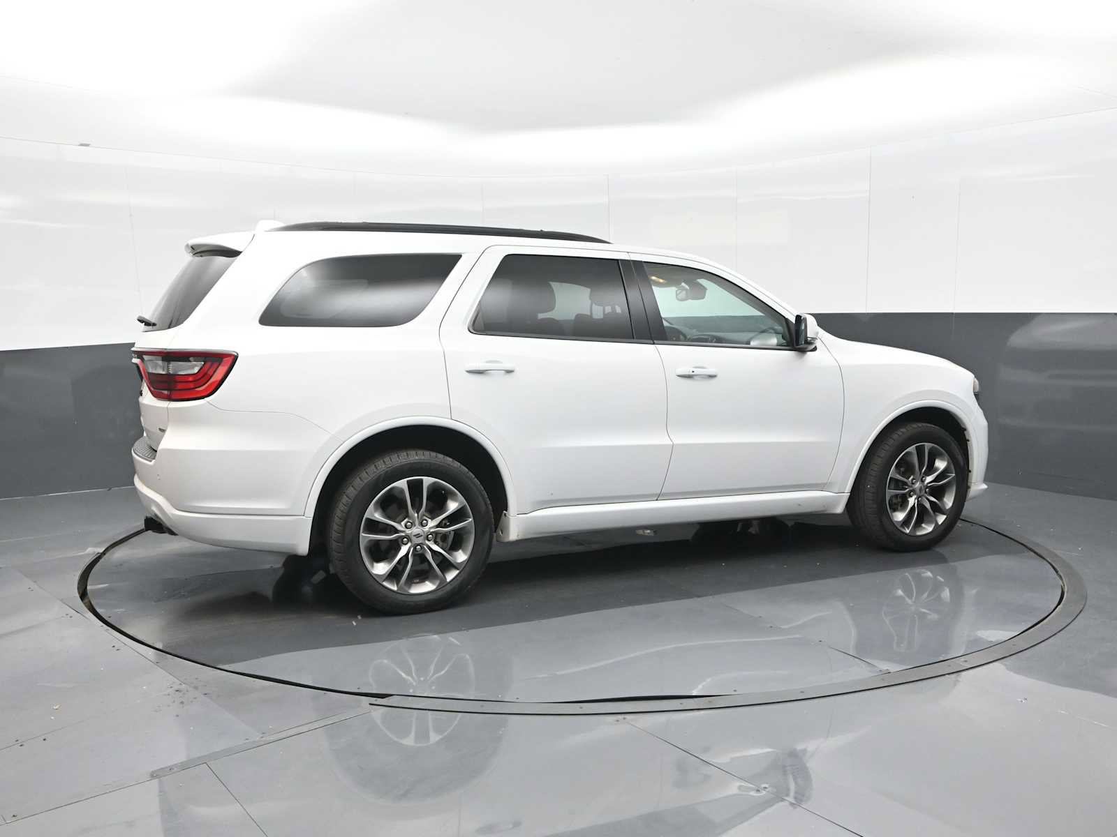 Used 2020 Dodge Durango GT image 33
