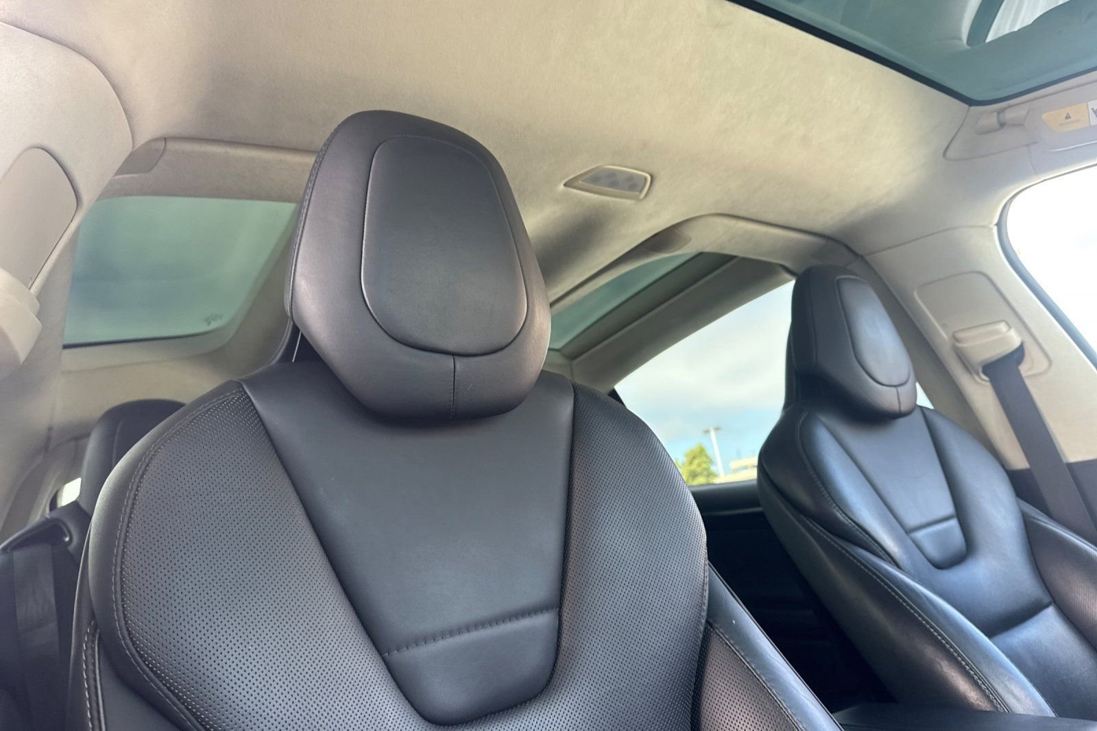 Used 2016 Tesla Model X 90D AWD/4WD image 17