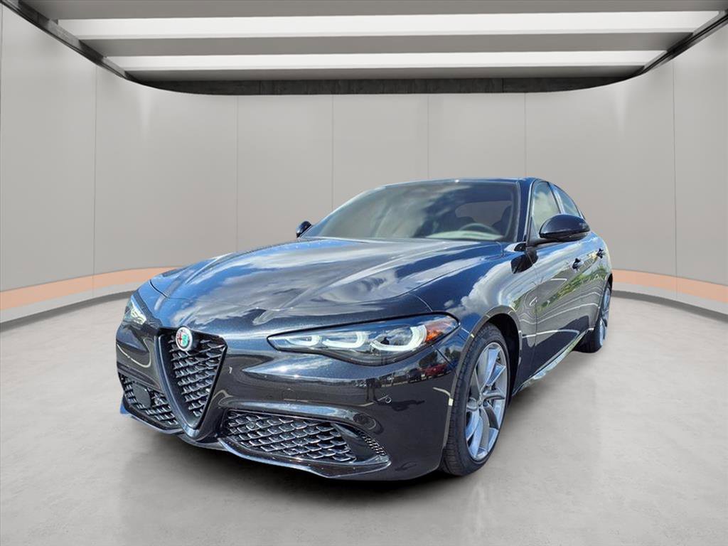 New 2025 Alfa Romeo Giulia image 4