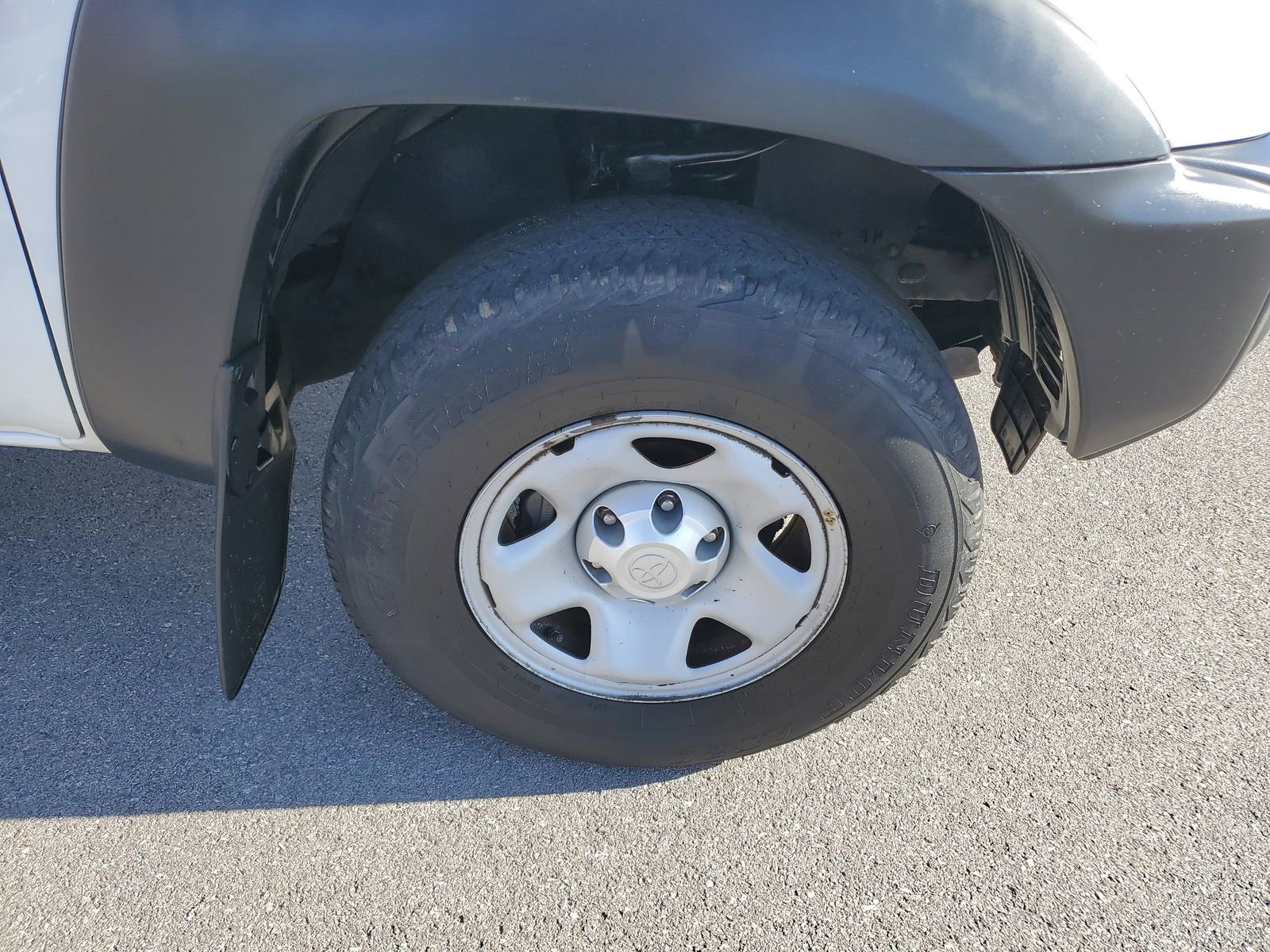 Used 2014 Toyota Tacoma PreRunner w/ Convenience Package image 6