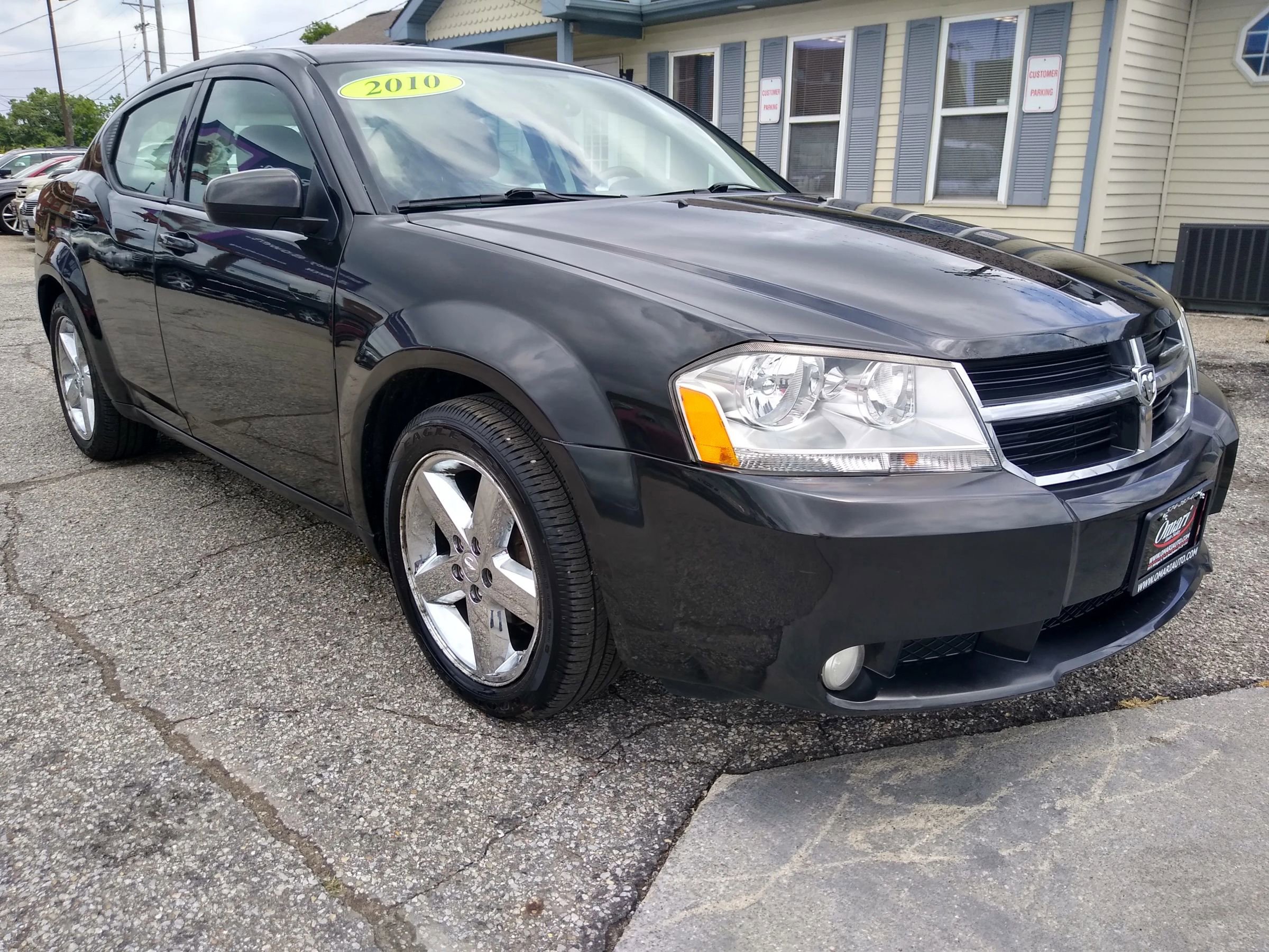 Used 2010 Dodge Avenger R/T w/ Navigation & Sound Group I image 2