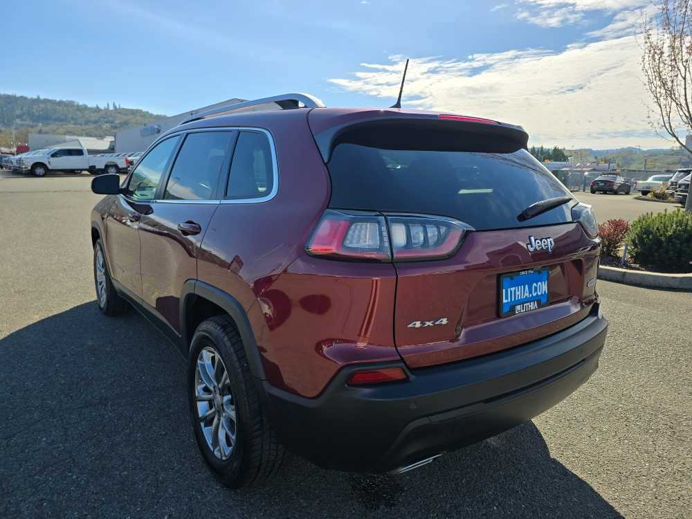 Used 2021 Jeep Cherokee Latitude Lux w/ Comfort/Convenience Group image 3