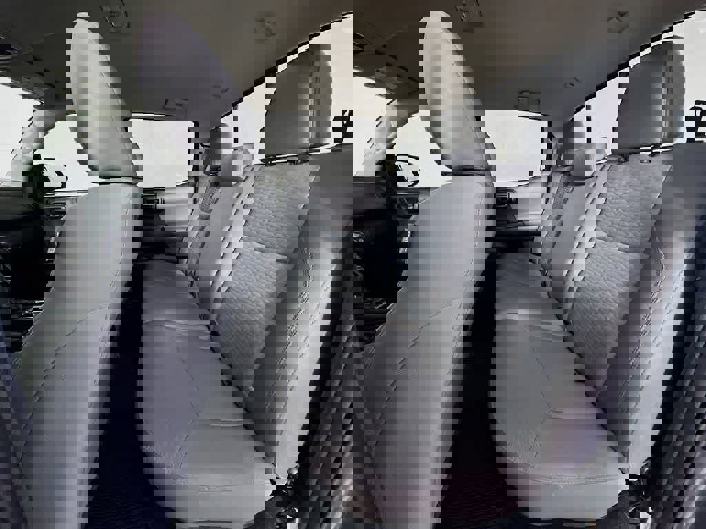 Used 2018 Toyota Tacoma SR w/ SR Convenience Package image 12