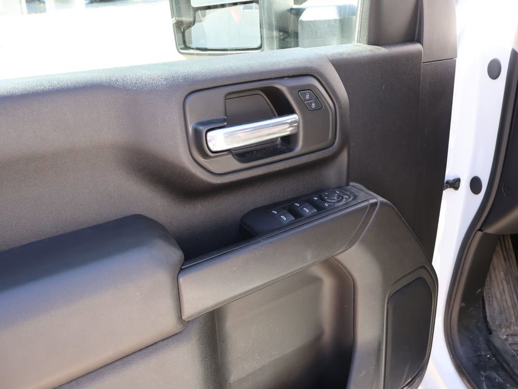 Used 2024 Chevrolet Silverado 2500 Custom w/ Custom Value Package AWD/4WD image 17