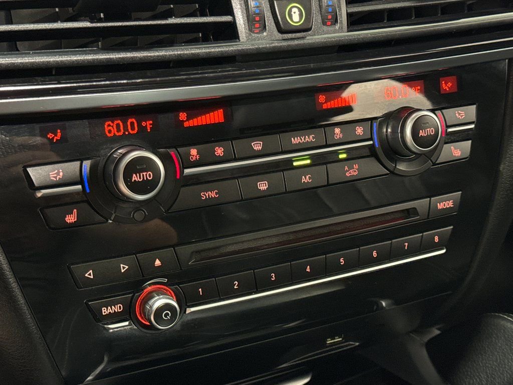 Used 2018 BMW X6 sDrive35i w/ Driving Assistance Package image 31