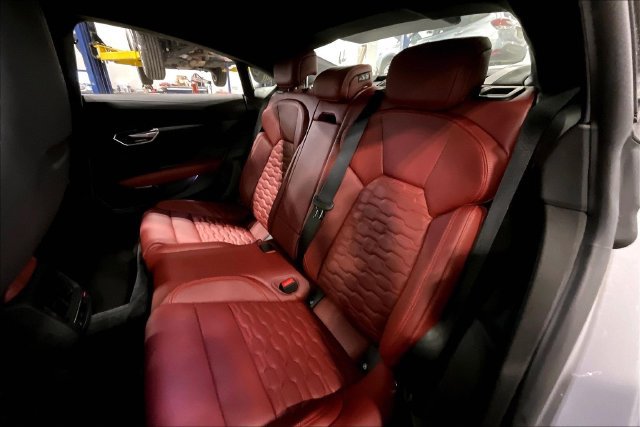 Used 2024 Audi RS e-tron GT w/ Carbon Performance Package AWD/4WD image 26