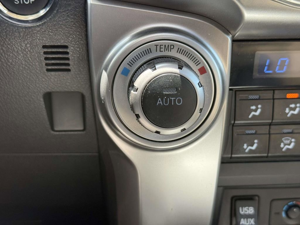 Used 2017 Toyota 4Runner Limited AWD/4WD image 23