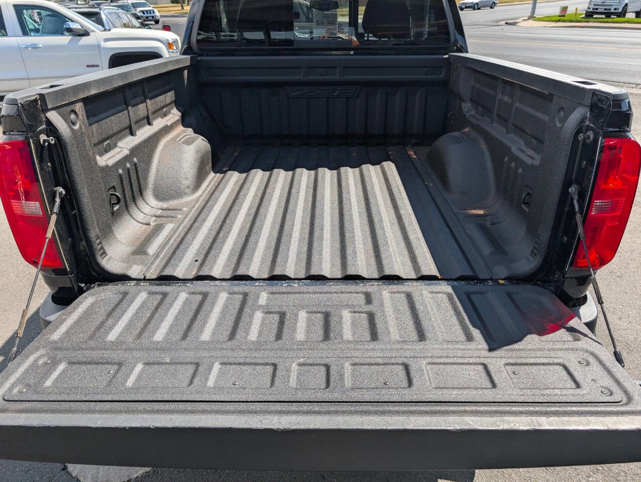 Used 2019 Chevrolet Colorado ZR2 image 7