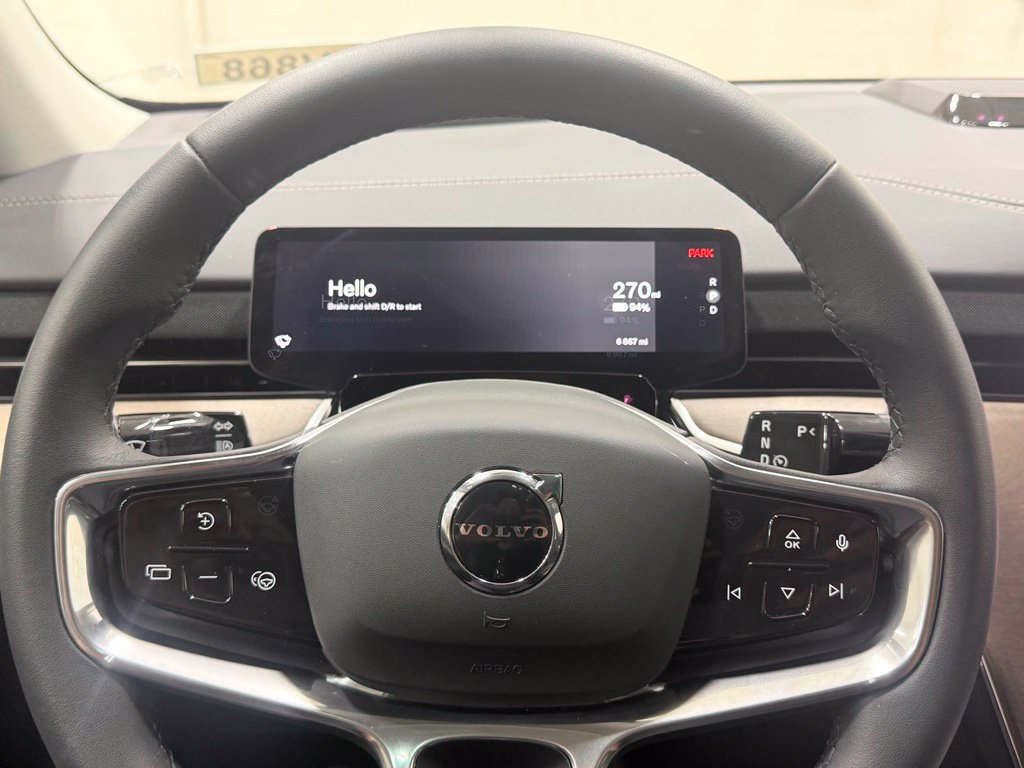 Used 2025 Volvo EX90 Ultra AWD/4WD image 21
