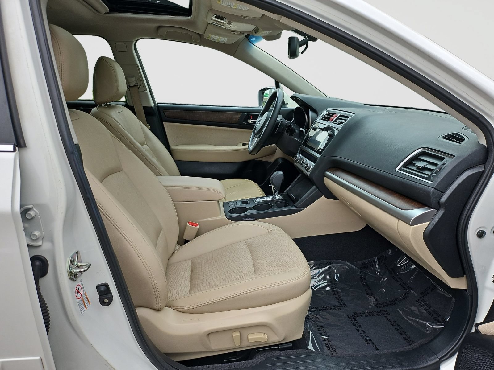 Used 2016 Subaru Outback 2.5i Limited AWD/4WD image 16