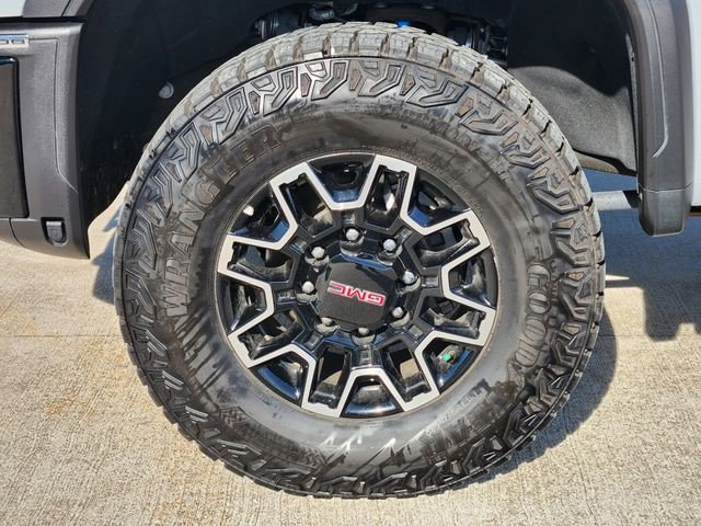 Certified 2025 GMC Sierra 2500 AT4X AWD/4WD image 10