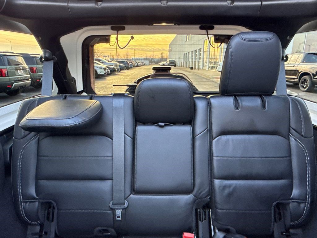 Used 2021 Jeep Wrangler Unlimited Sahara image 18