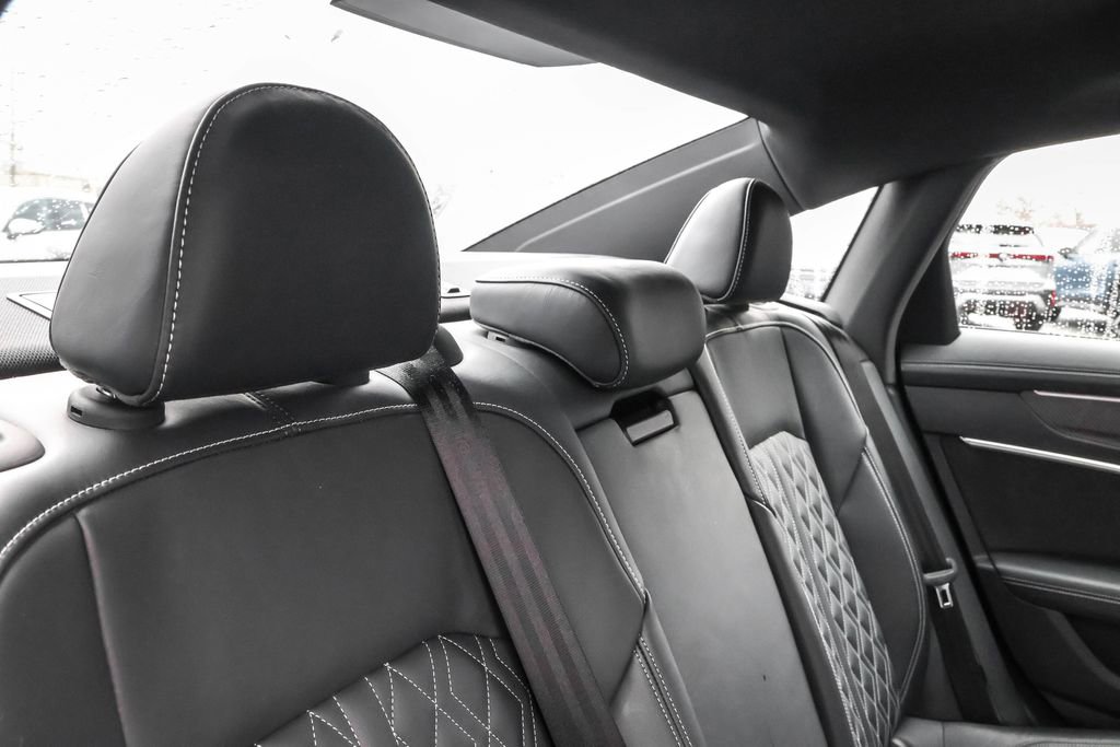 Used 2023 Audi S6 Premium Plus w/ Premium Plus Package image 36