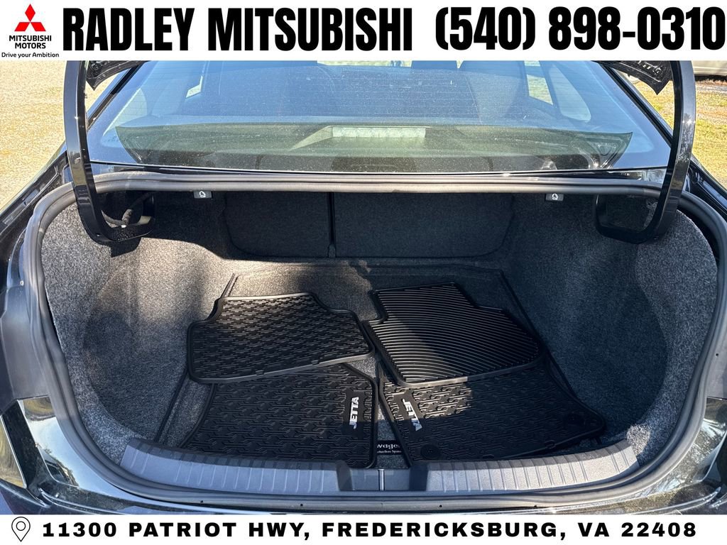 Used 2025 Volkswagen Jetta S image 14