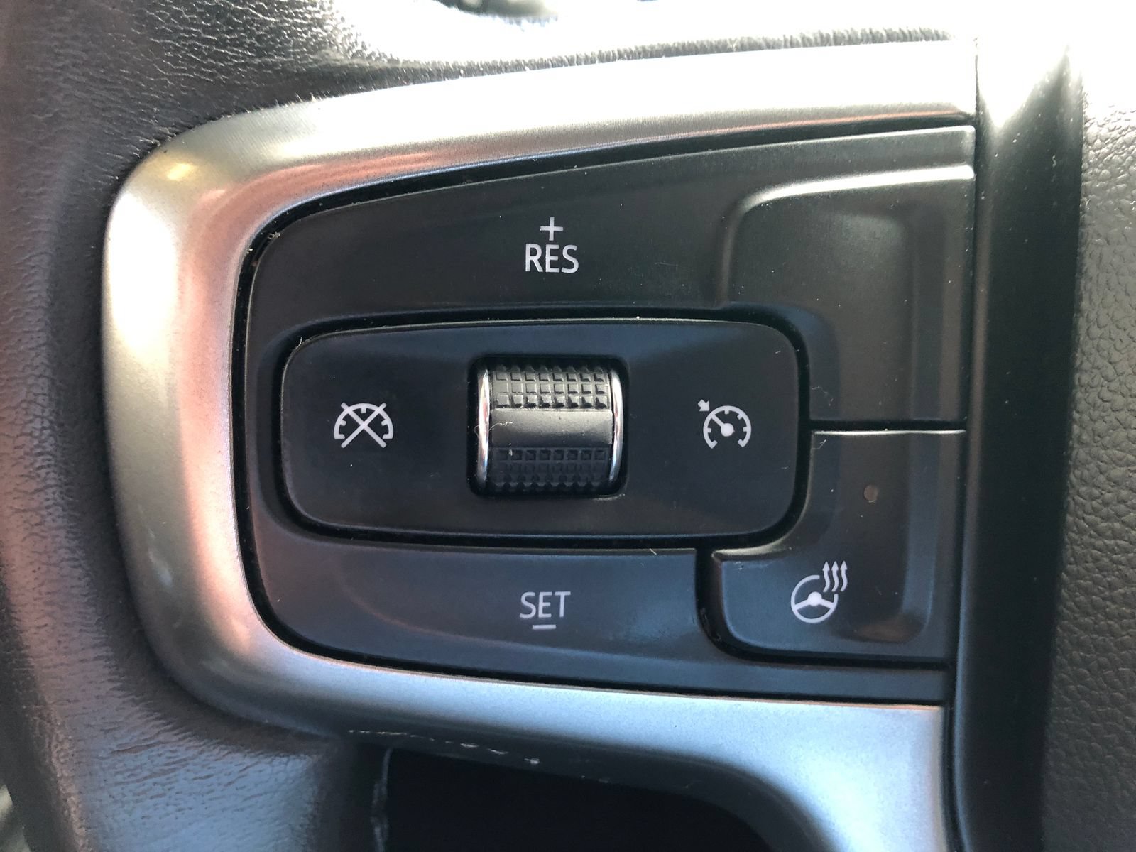 Used 2020 Chevrolet Silverado 1500 RST w/ Rally Edition AWD/4WD image 33