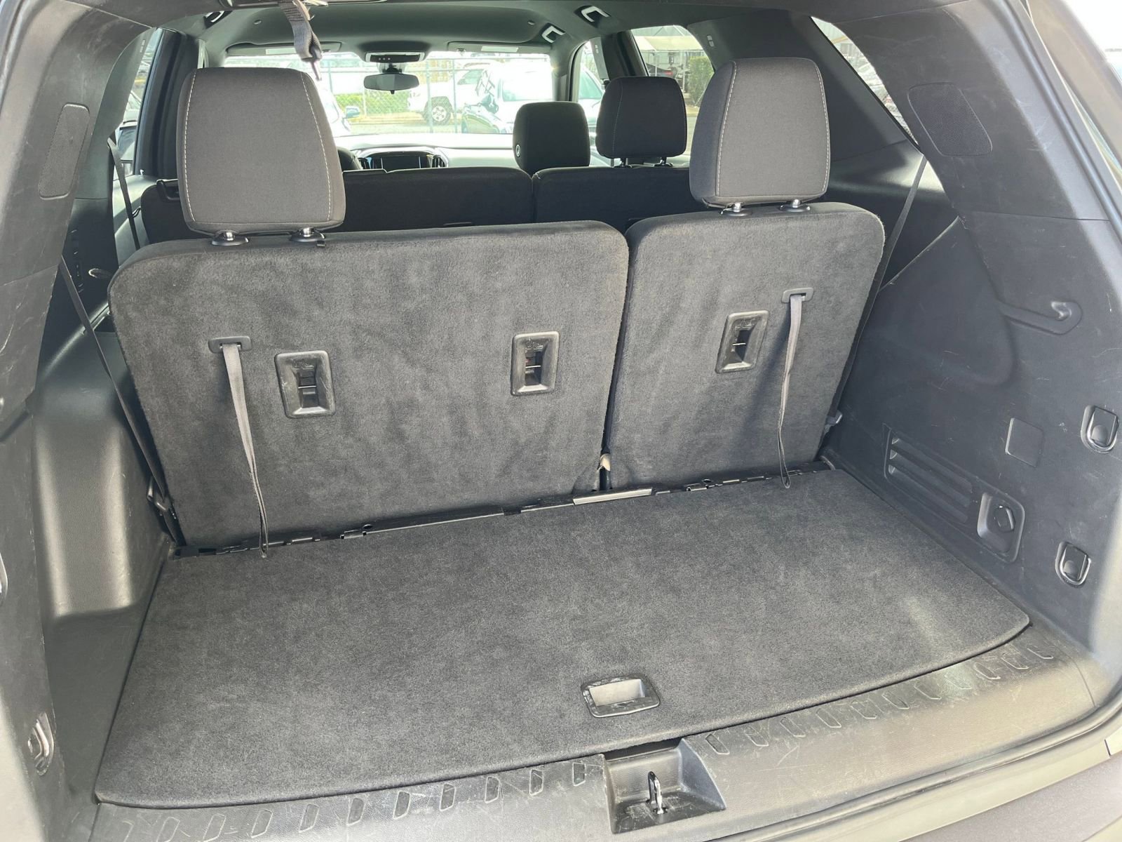 Used 2023 Chevrolet Traverse LT image 31