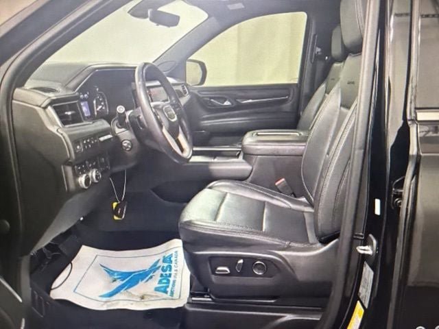 Used 2021 GMC Yukon Denali w/ Denali Premium Package AWD/4WD image 7