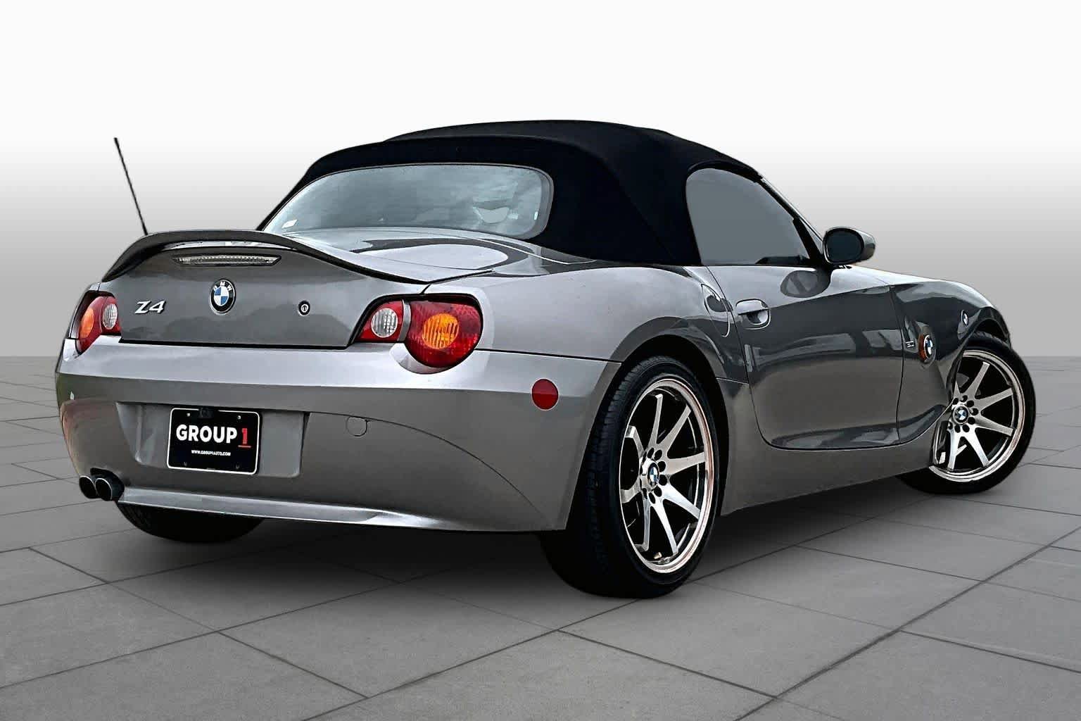 Used 2003 BMW Z4 3.0i RWD image 12