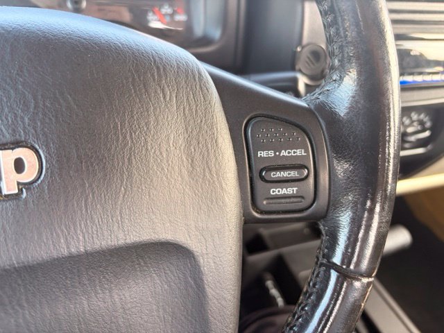 Used 2006 Jeep Wrangler X AWD/4WD image 11