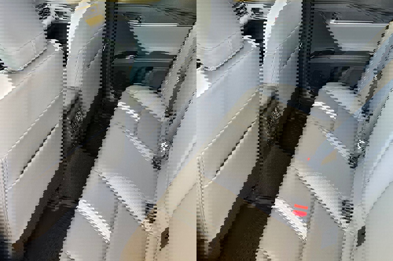 New 2026 Toyota Camry SE image 14