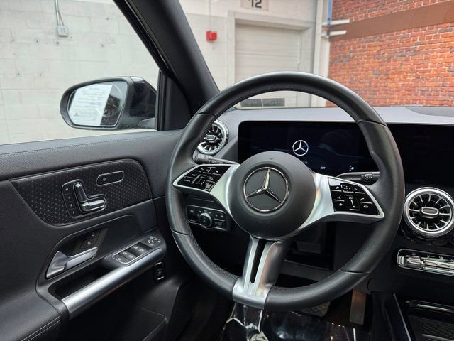 Certified 2024 Mercedes-Benz GLA 250 4MATIC image 17