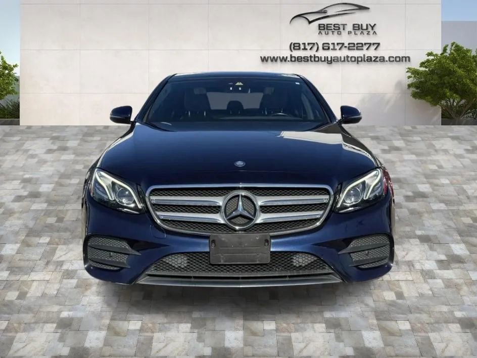 Used 2017 Mercedes-Benz E 300 image 2