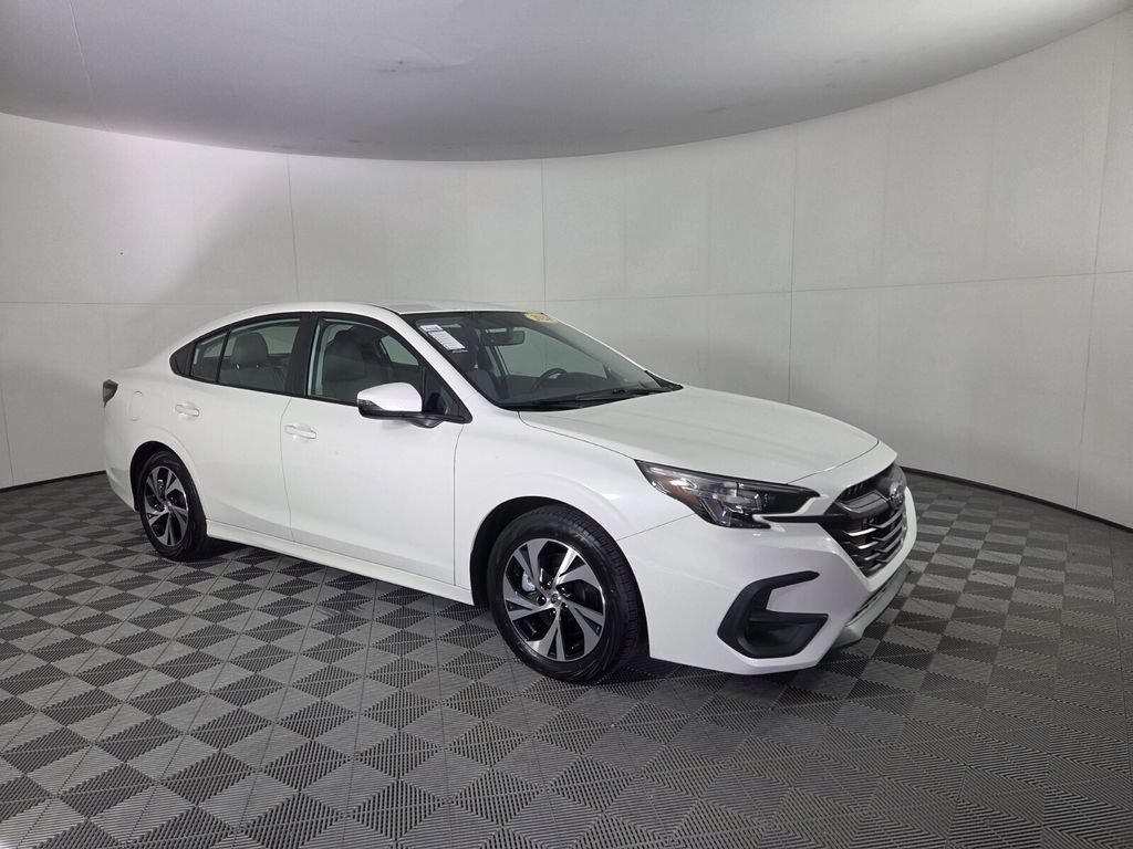 Used 2024 Subaru Legacy Premium AWD/4WD image 2