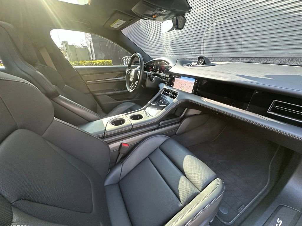 Certified 2025 Porsche Taycan Turbo S image 41