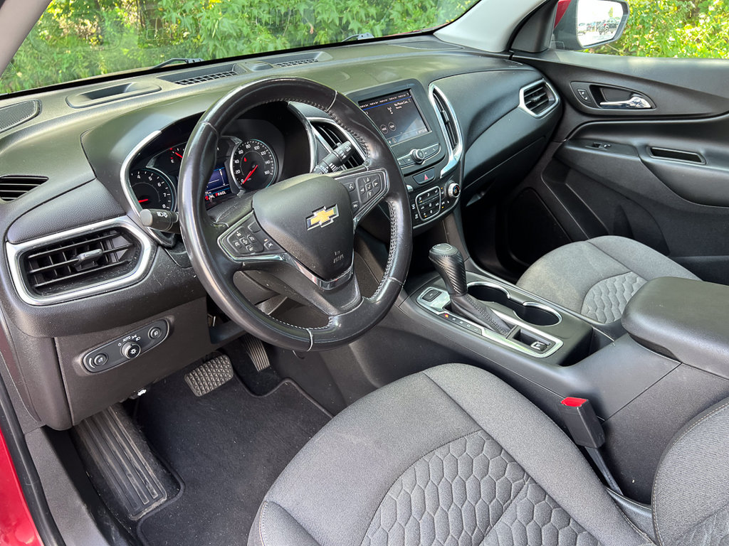 Used 2020 Chevrolet Equinox LT AWD/4WD image 18