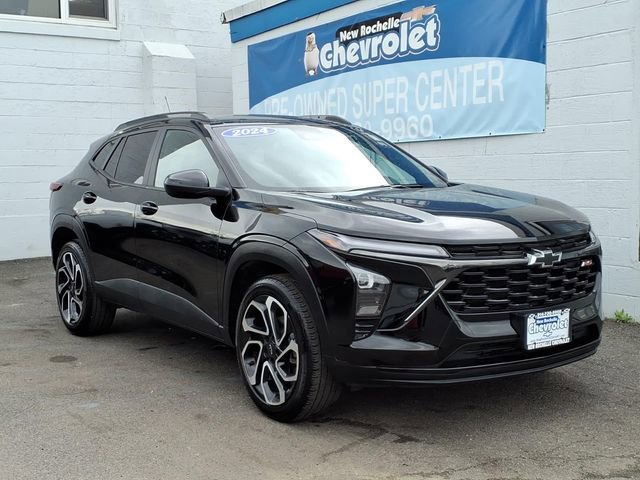 Used 2024 Chevrolet Trax RS w/ Driver Confidence Package FWD image 1