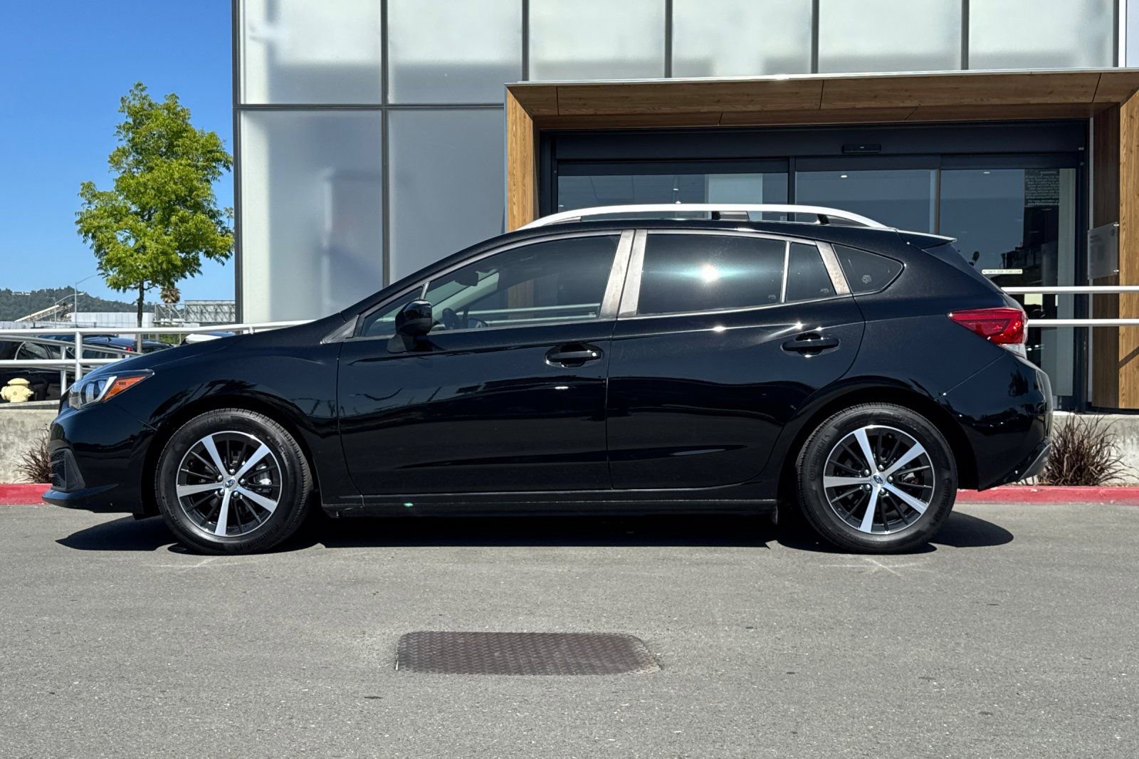 Used 2023 Subaru Impreza 2.0i Premium AWD/4WD image 5
