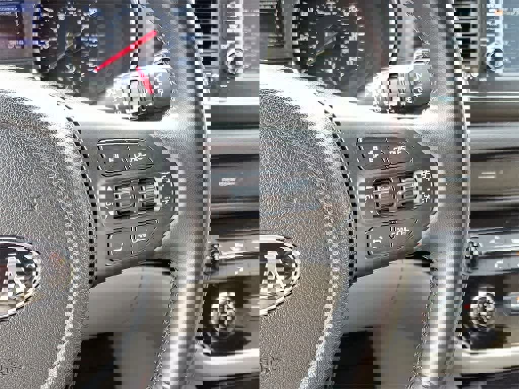 Used 2019 Kia Sedona EX image 22