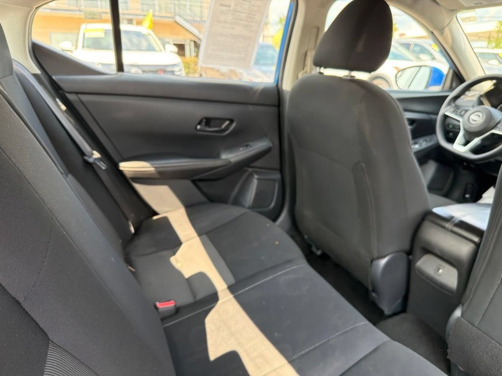 Used 2025 Nissan Sentra SV FWD image 12
