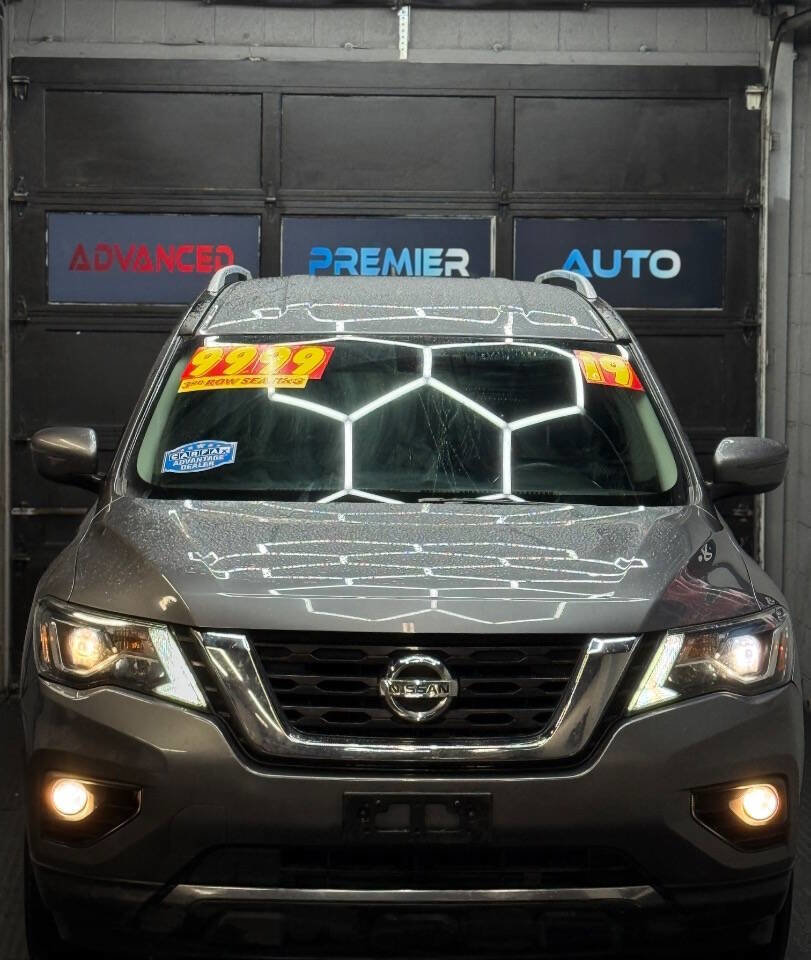 Used 2019 Nissan Pathfinder SV image 5
