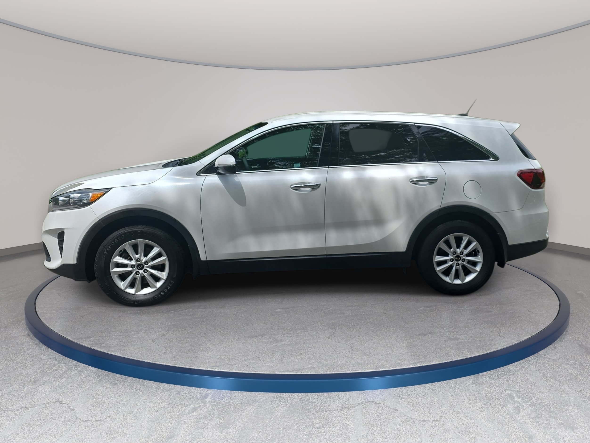 Used 2019 Kia Sorento FWD image 8