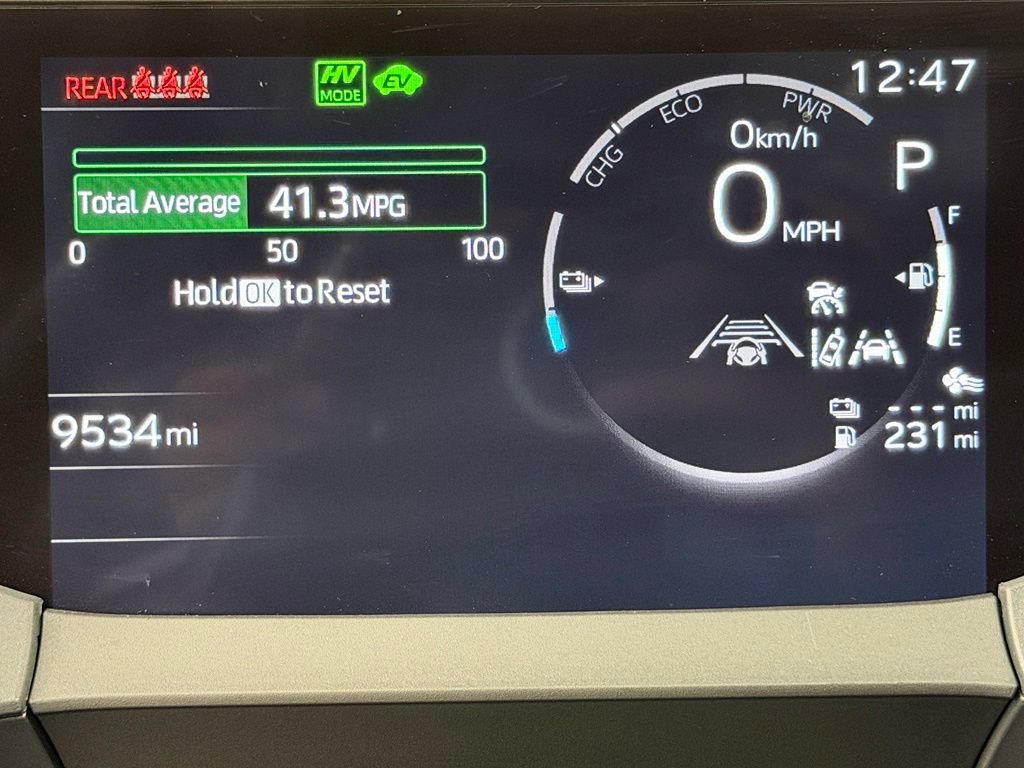 Used 2025 Toyota Prius Plug-In Hybrid FWD image 28