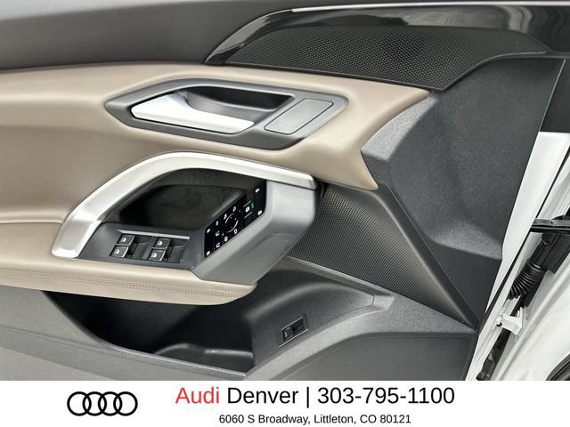 Used 2025 Audi Q5 Premium w/ Convenience Package AWD/4WD image 13