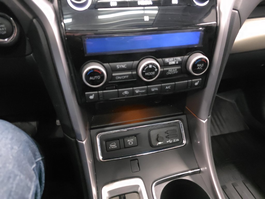 Used 2020 Subaru Ascent Limited w/ Technology Package AWD/4WD image 22