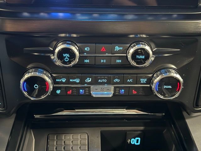 New 2026 Ford F250 Lariat image 24