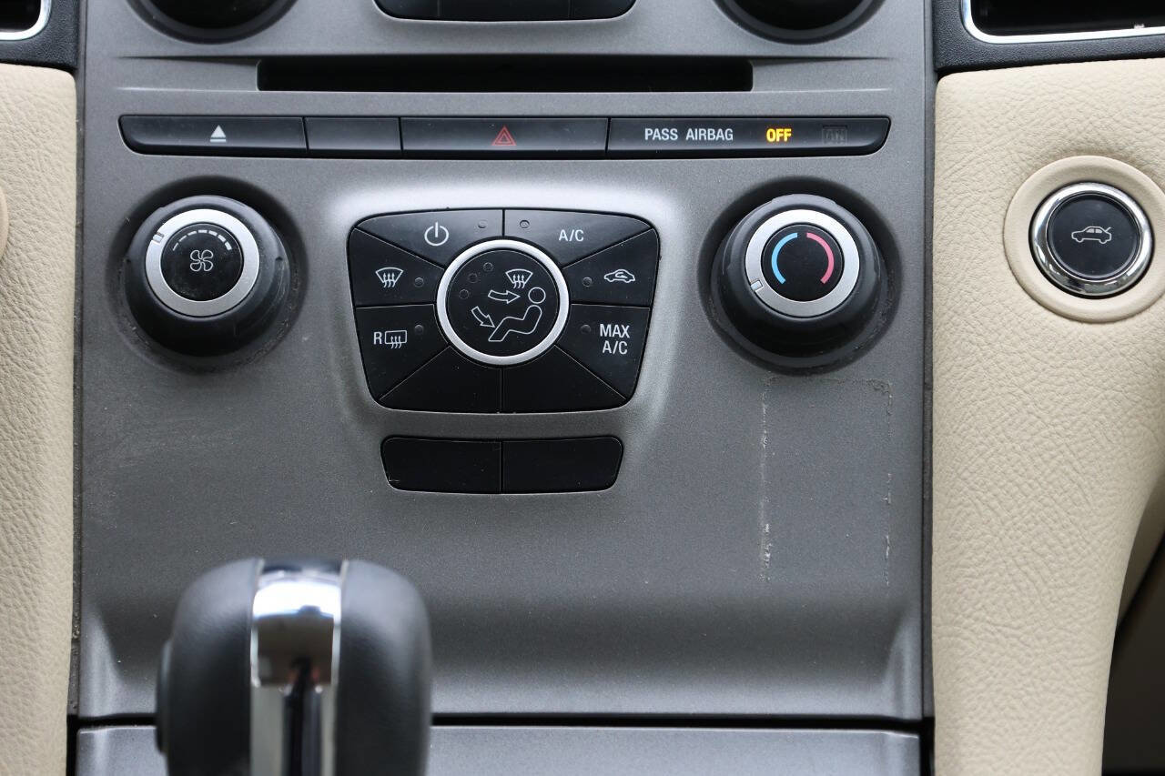 Used 2017 Ford Taurus SE FWD image 21