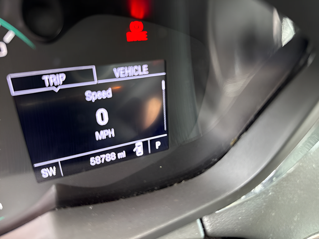 Used 2019 Chevrolet Trax LT w/ LT Convenience Package AWD/4WD image 24