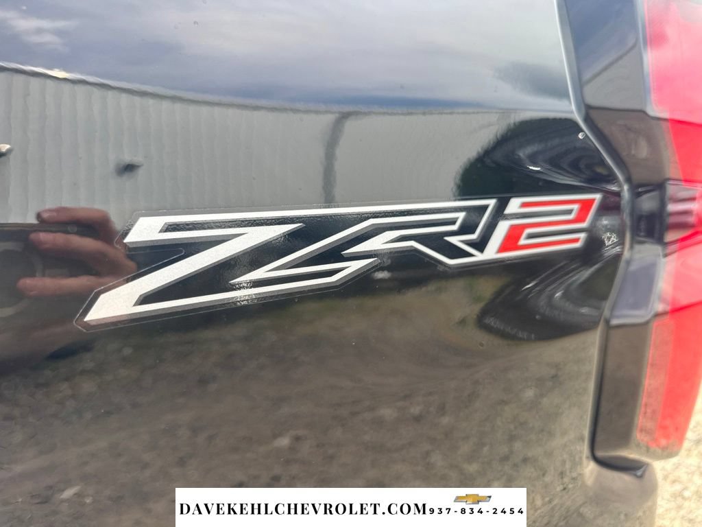 Used 2025 Chevrolet Colorado ZR2 w/ Technology Package AWD/4WD image 46