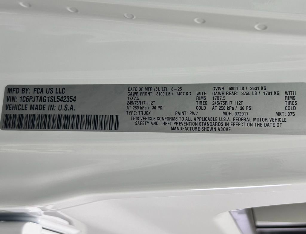 New 2025 Jeep Gladiator Sport image 28