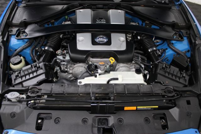 Used 2009 Nissan 370Z Coupe w/ Sport Pkg RWD image 24