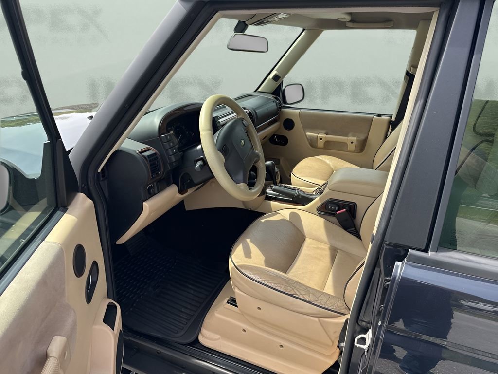 Used 2004 Land Rover Discovery SE image 9