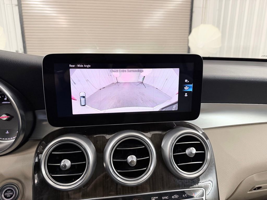 Used 2021 Mercedes-Benz GLC 300 image 17