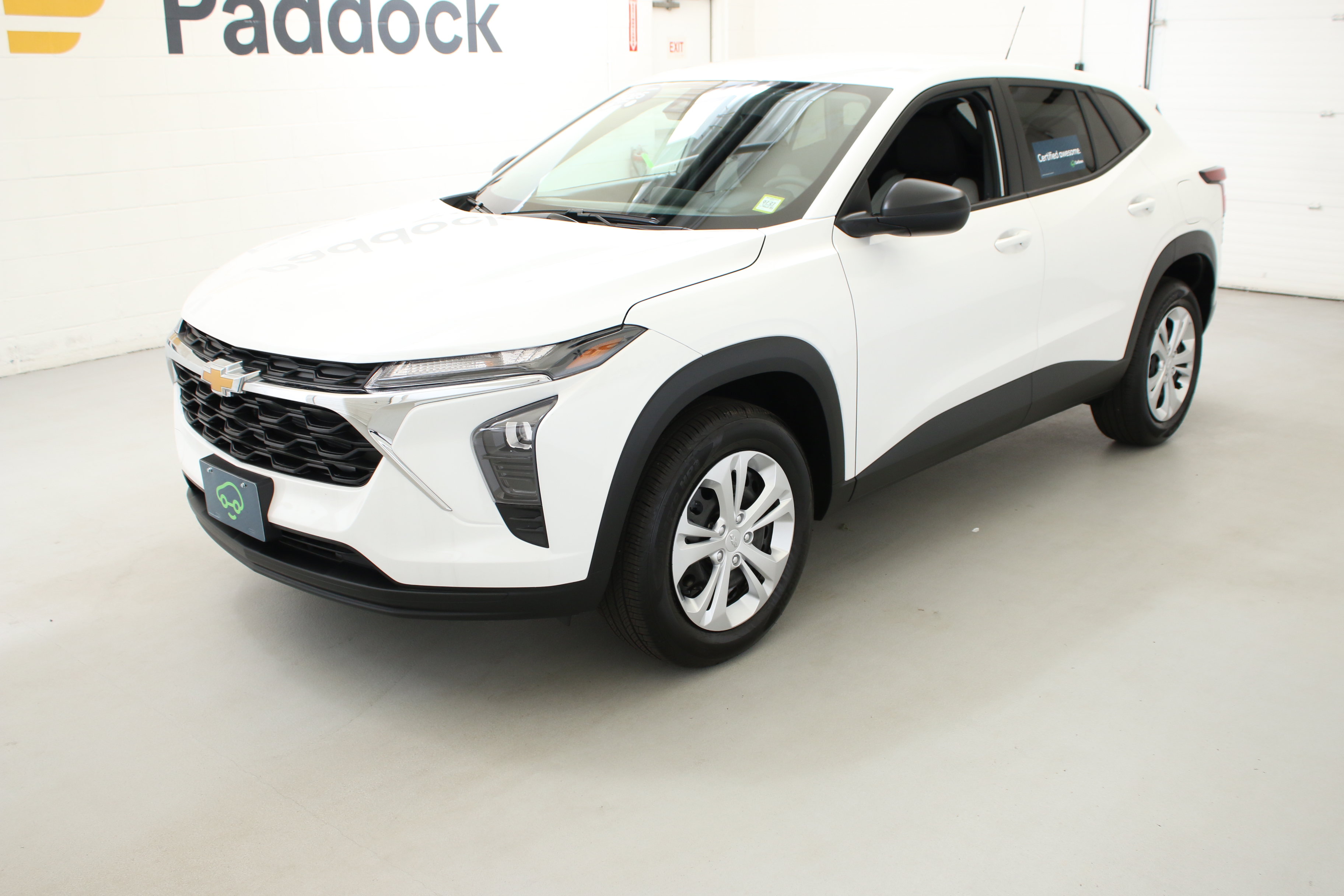 Certified 2025 Chevrolet Trax LS FWD image 4