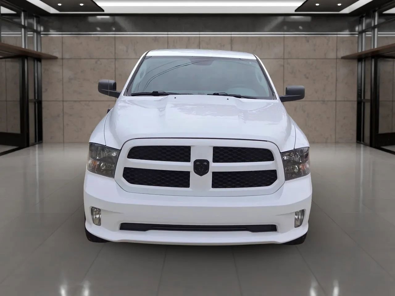 Used 2018 RAM 1500 Express w/ Express Value Package RWD image 4
