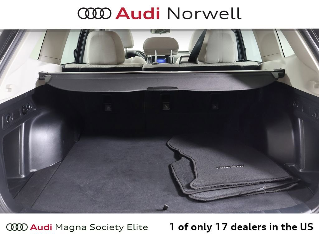 Used 2021 Subaru Forester Premium image 16