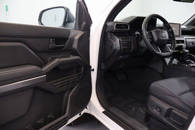 New 2025 Toyota Tacoma SR5 image 8